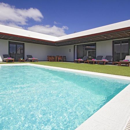 Luxury Los Mojones Villa Short Walk To Old Town Private Heated Pool Villa Los Mojones Angie Puerto Del Carmen ติอาส ภายนอก รูปภาพ