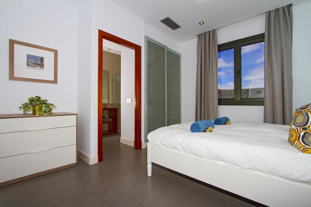 Luxury Los Mojones Villa Short Walk To Old Town Private Heated Pool Villa Los Mojones Angie Puerto Del Carmen ติอาส ภายนอก รูปภาพ